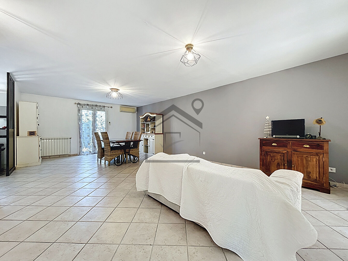 Maison T4 avec piscine et grande v\u00e9randa 5\/11